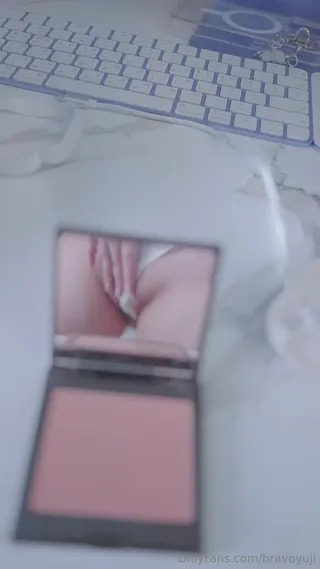 시크한 매력의 미소녀 브라보 윤지 온리팬스 핫데뷔 1