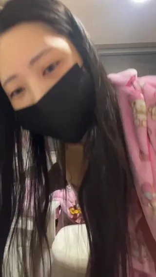 윤공주 231130 딜도삽입 라이브 방송