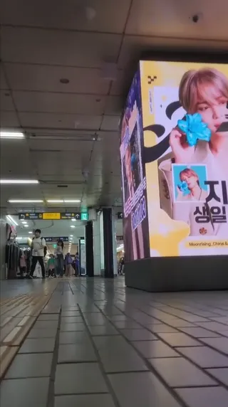 여친 똥꼬치마 입히고 외출 시키기