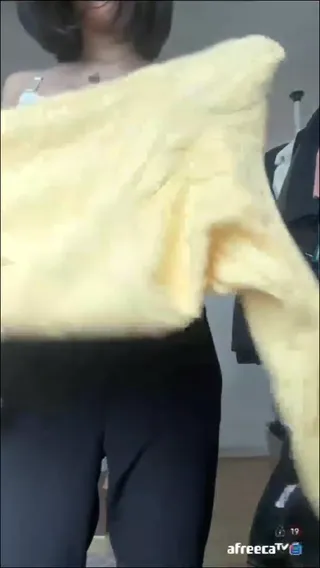 자랑스런 미드 방송으로 보여주는 틱톡커 윤조이