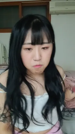 레전드 떳다! 배달원 알몸으로 농락하는 미션하다가 역관광 당해버림ㅋㅋ