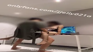 (한국야동) 게임하는 남친 수발들기 2
