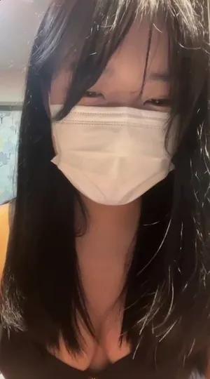 노래방에서 대놓고 꼬추빠는 미친커플