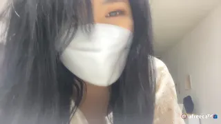 젖탱이 까서 친구 영구정지 유도하는 찐친