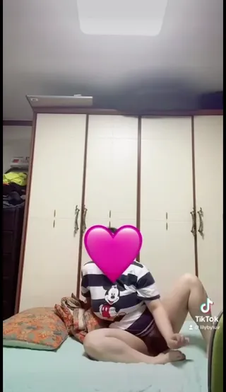 아슬아슬한 야노를 즐기는 성욕 넘치는 뚱녀